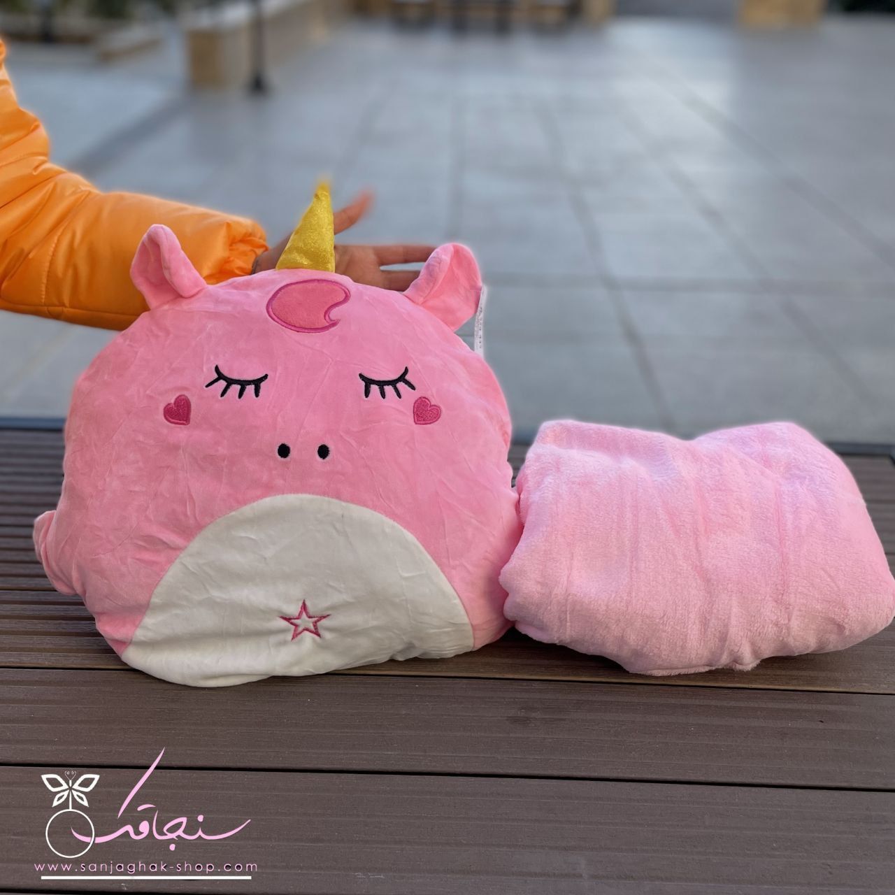 بالشت پتوی یونیکرن صورتی بالشت پتوی یونیکرن صورتی
