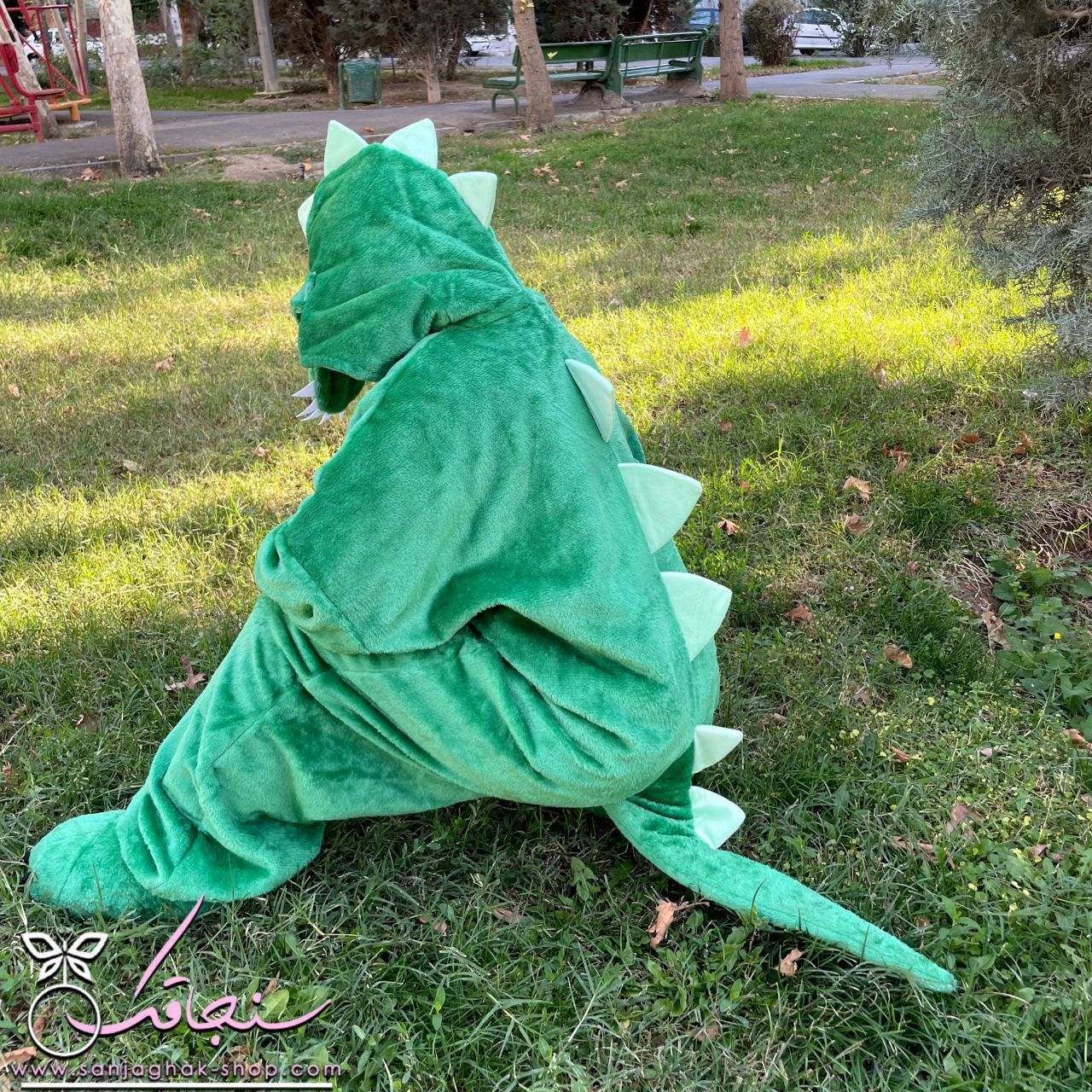 سرهمی دايناسور سبز
