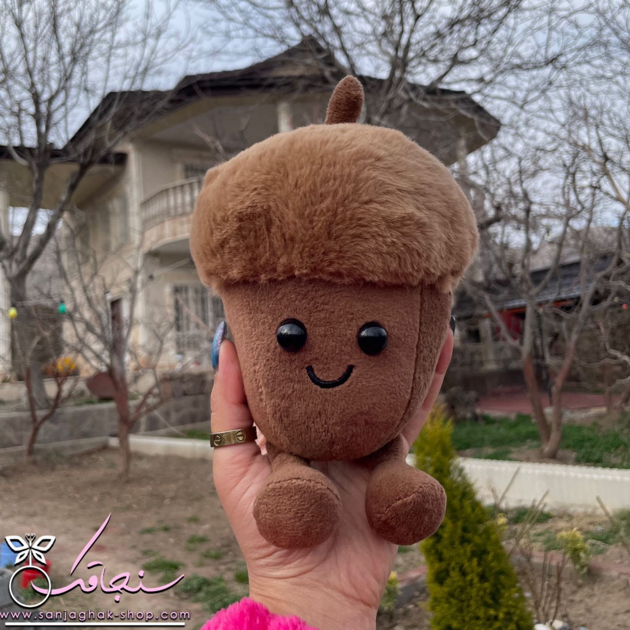 عروسک بلوط عروسک بلوط