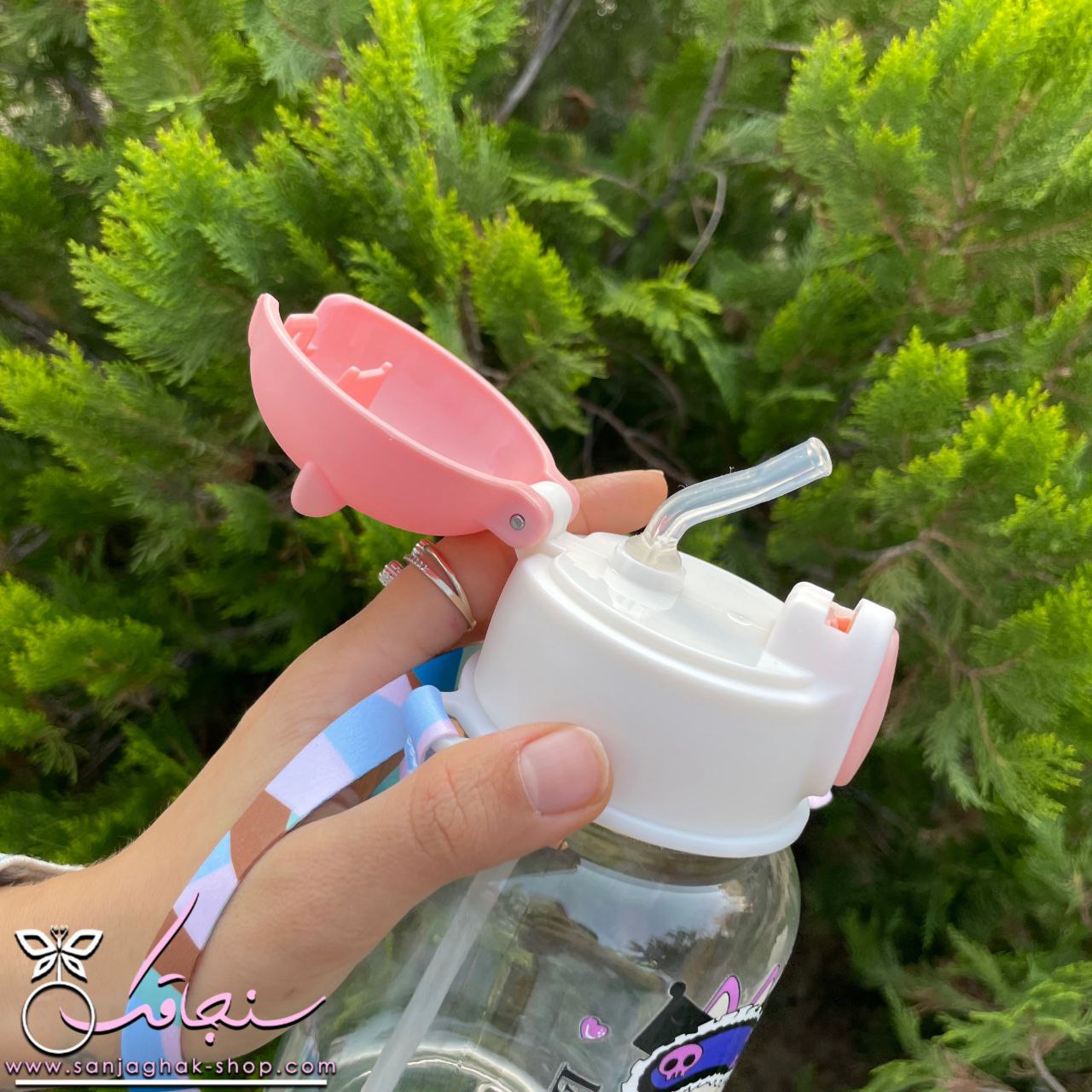 قمقمه لبوبو درب صورتی