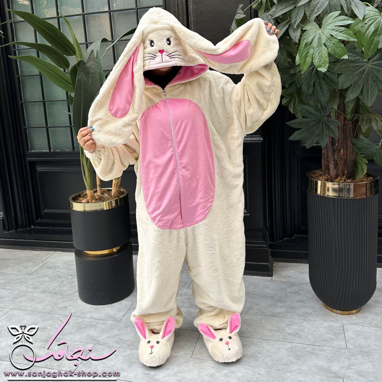 سرهمی خرگوش گوش دراز سفيد