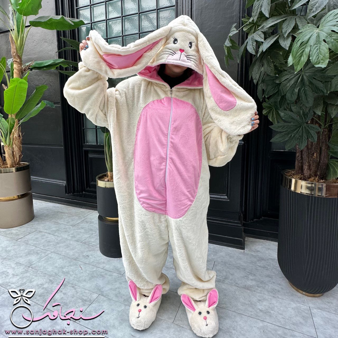 سرهمی خرگوش گوش دراز سفيد